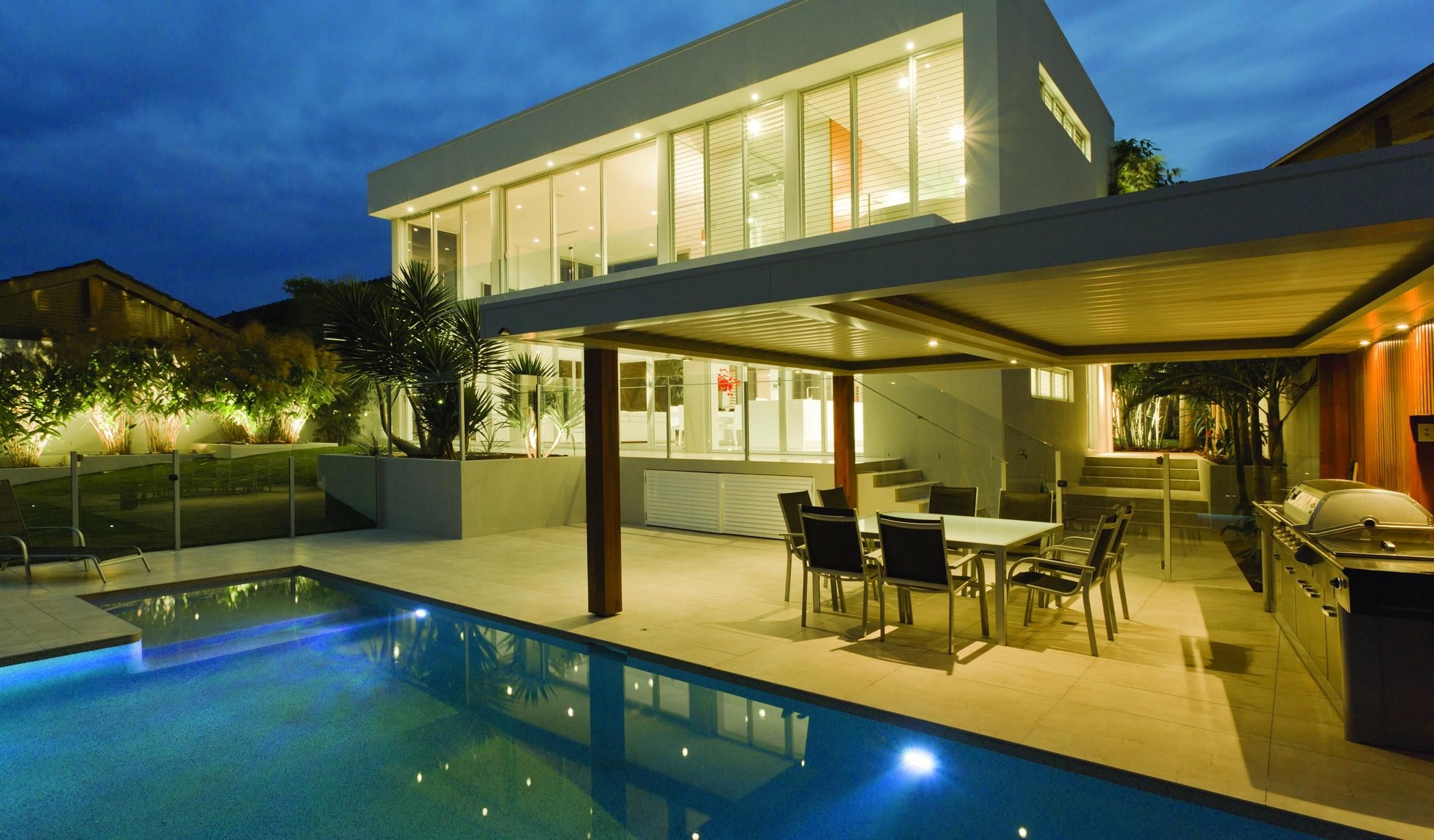 outdoor kitchen